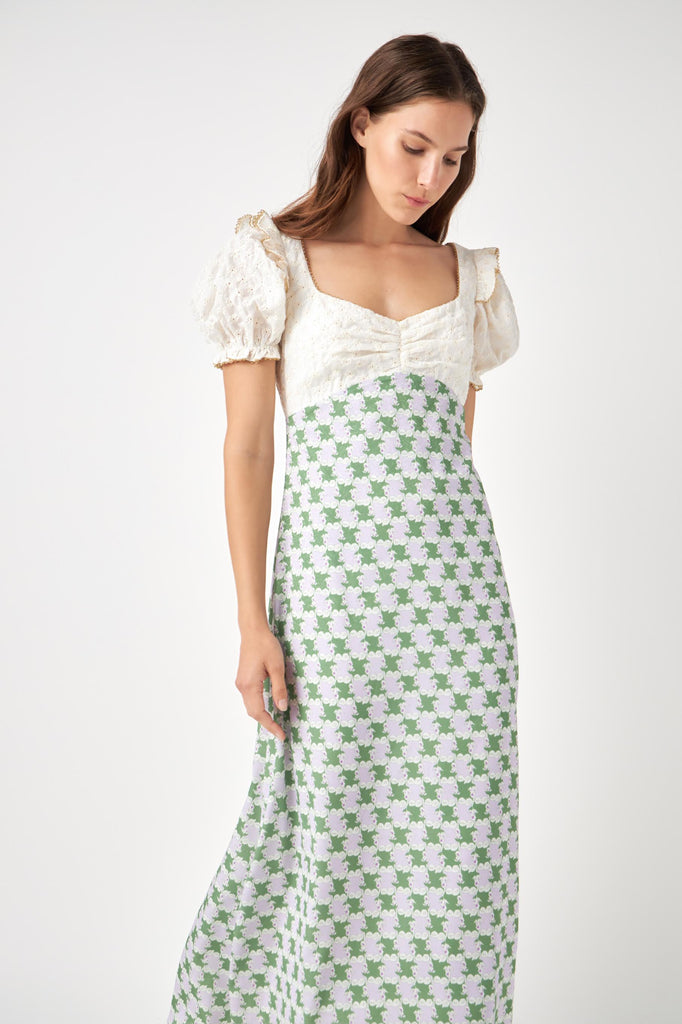 Elegant ruffle shoulder dress 